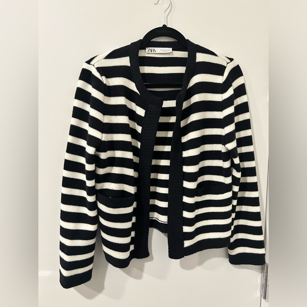 Black and white stripped cardigan